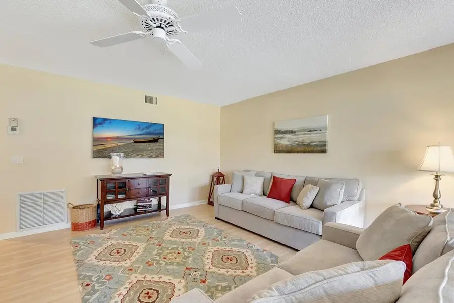 5787 Parkwalk Drive, Boynton Beach, FL 33472 - Image #3