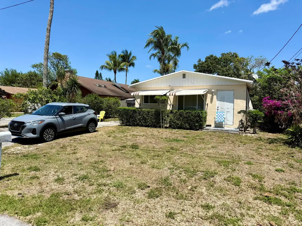 3520 Suncrest Road, Lake Worth, FL 33467 - Image #1