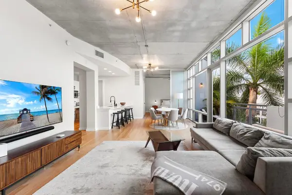 Address Withheld By Seller, Delray Beach, FL 33483