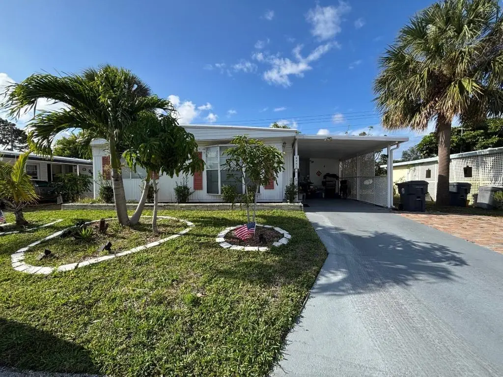 4257 1st Ct, Lot 84, Lake Worth, FL 33462 - Image #1