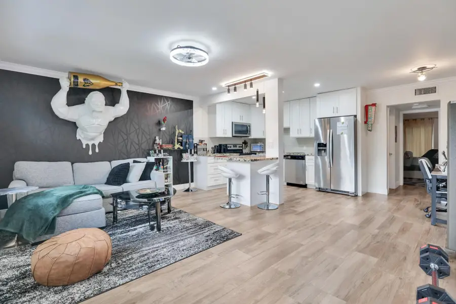 266 Coventry #L, West Palm Beach, FL 33417 - Image #3