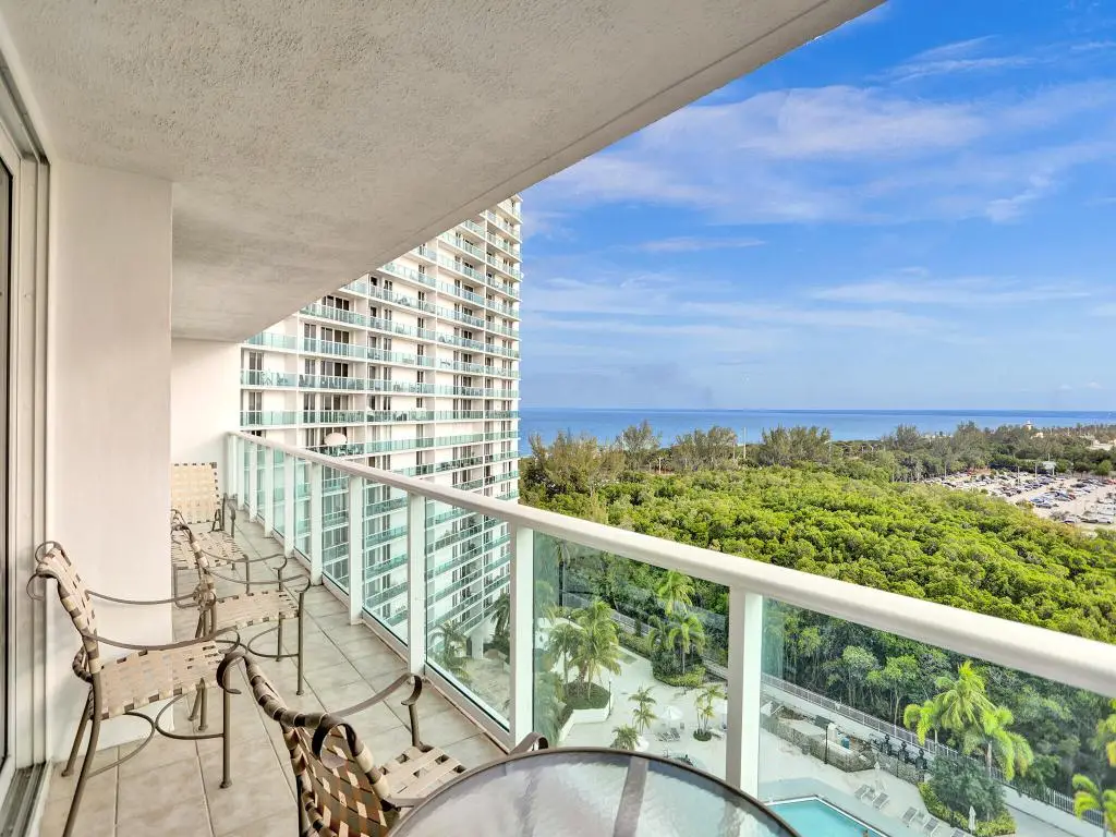 100 Bayview Drive #1125, North Miami Beach, FL 33160 - #1