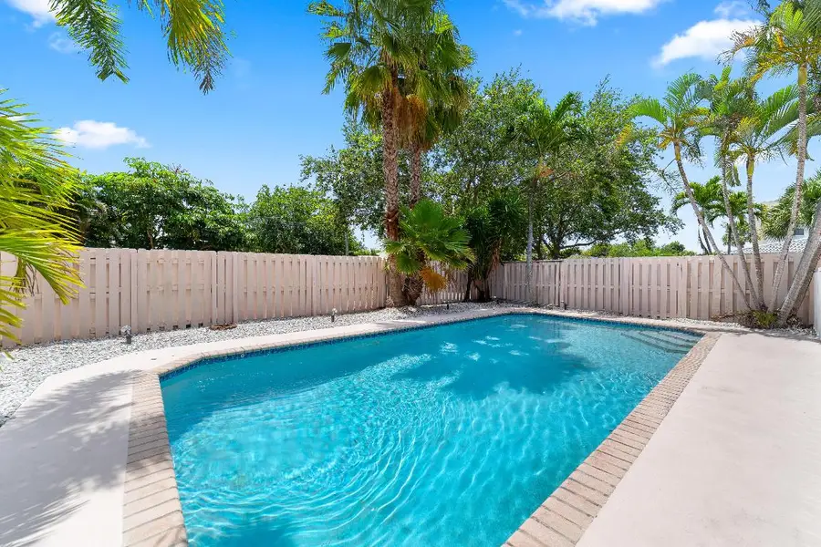 4521 NE 21st Avenue #1, Fort Lauderdale, FL 33308 - Image #2