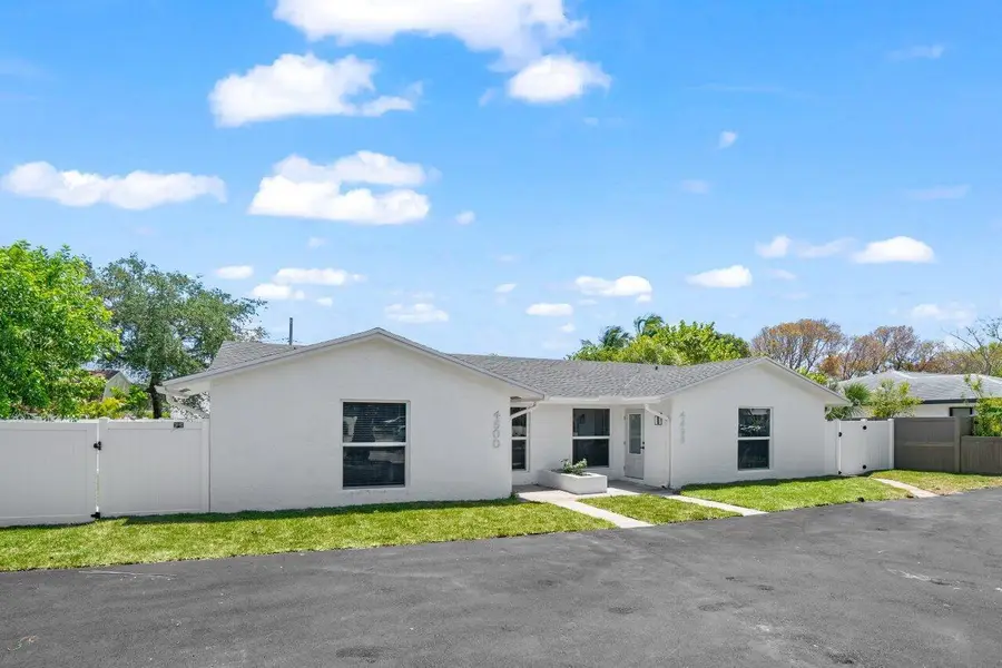 4498 NW 2nd Avenue, Boca Raton, FL 33431 - Image #2