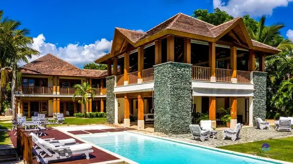 7a Bahia Chavon, ,  
