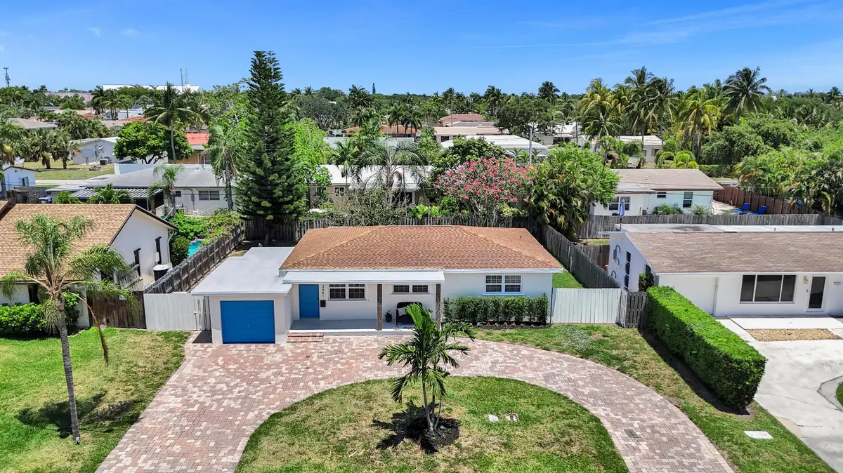 2661 NE 20th Street, Pompano Beach, FL 33062 - Image #1