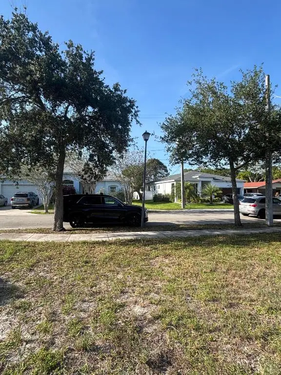 140 NE Pearl Street, Boca Raton, FL 33432