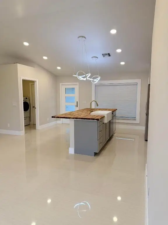 2118 NE 22nd Place, Cape Coral, FL 33909 - #2