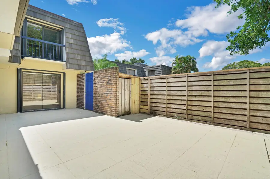 707 7th Terrace, Palm Beach Gardens, FL 33418 - Image #3