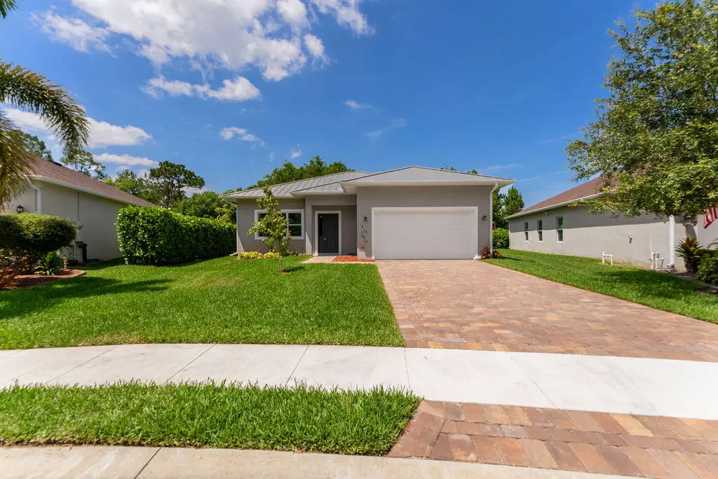 675 NE Moss Rose Place, Port Saint Lucie, FL 34983 - #1