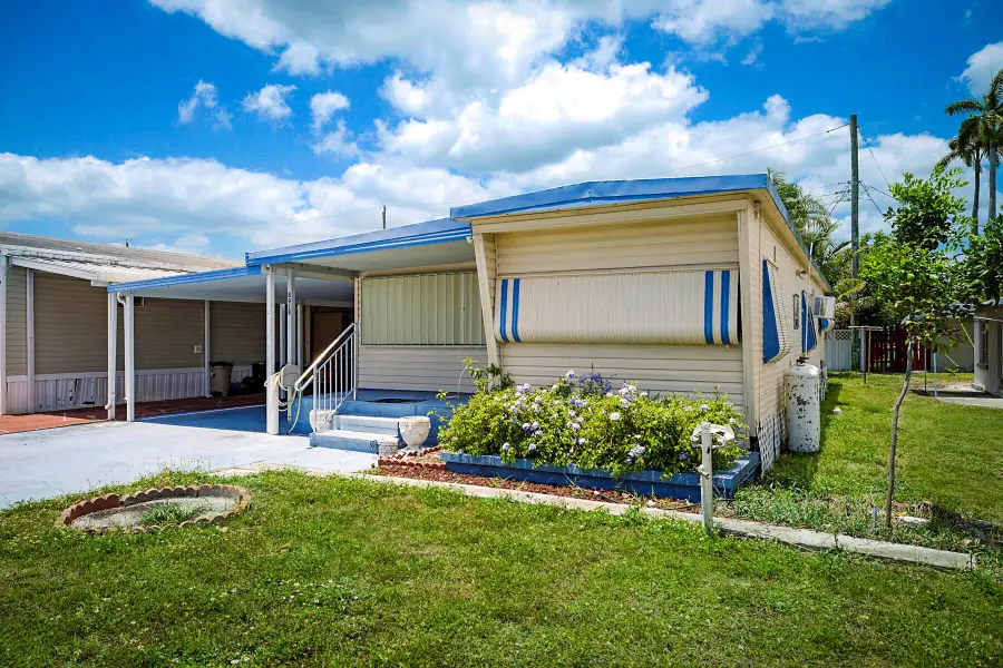 8919 Palm Street, Boynton Beach, FL 33436 - Image #3