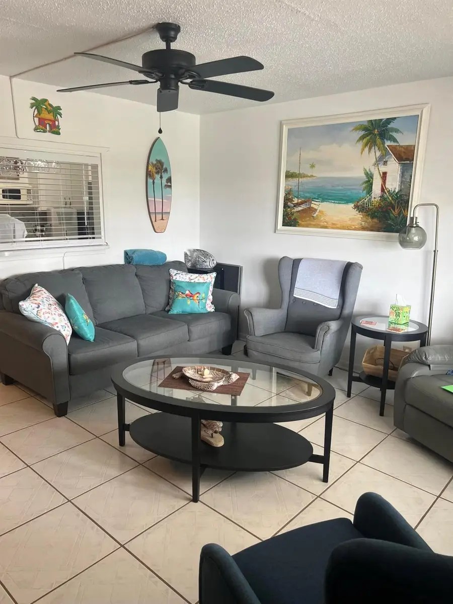 132 Berkshire F, West Palm Beach, FL 33417 - Image #3