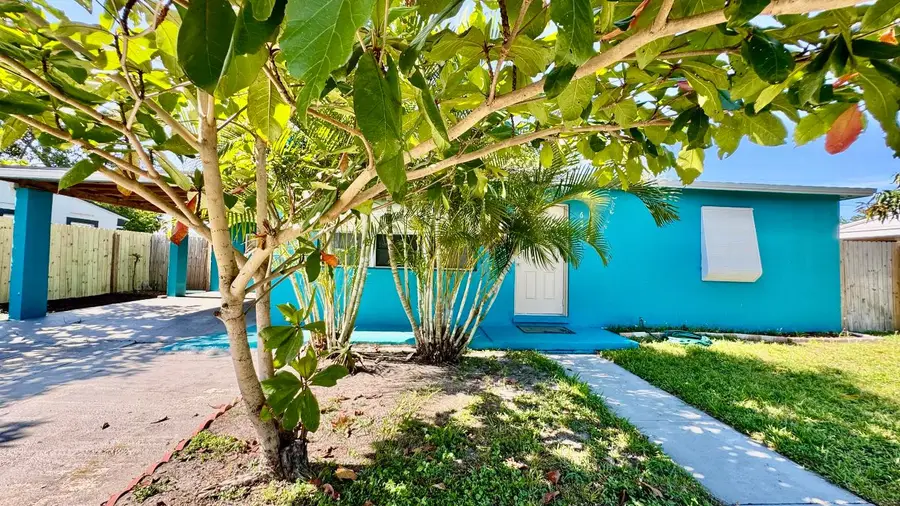 629 Troy Boulevard, West Palm Beach, FL 33409 - Image #2