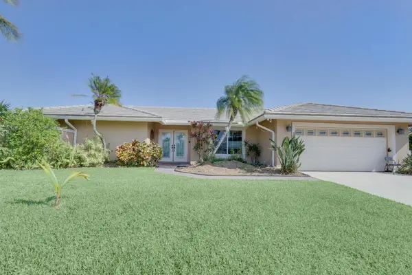 1855 Lotus Lane Lane, Wellington, FL 33414