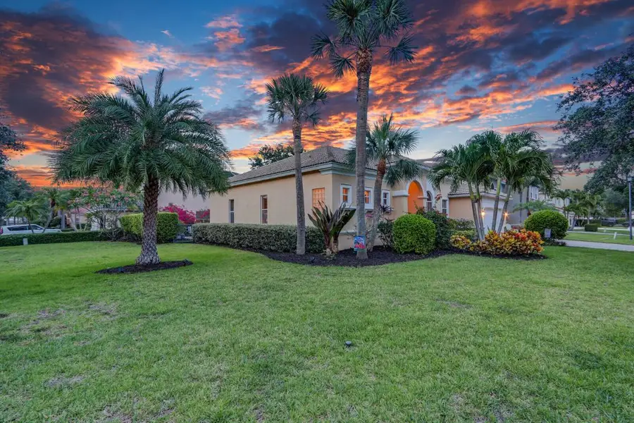 146 Magnolia Way, Tequesta, FL 33469 - Image #2