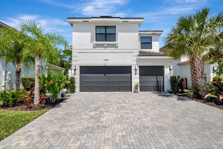7180 Villamar Way, Lake Worth, FL 33463 - Image #2