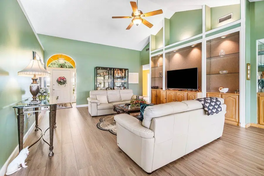 2306 Bear Pt., West Palm Beach, FL 33409 - Image #2