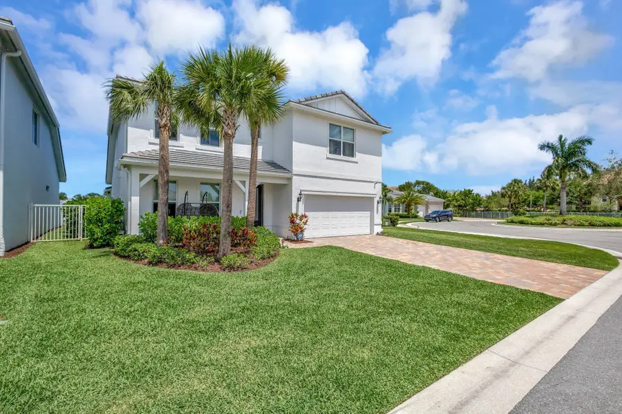 5322 Yellow Water Lily Court, Lake Worth, FL 33467 - Image #2