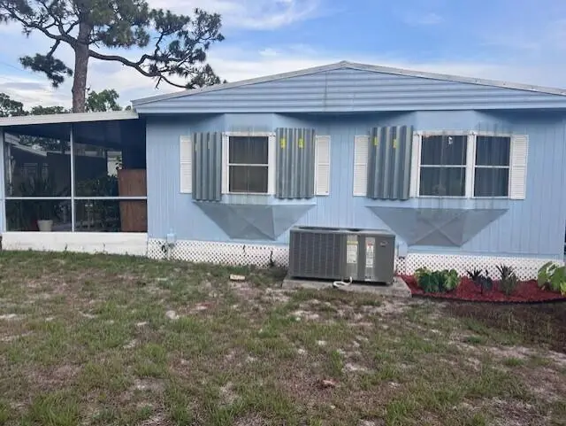 10 Arboles Lane, Port Saint Lucie, FL 34952 - Image #2