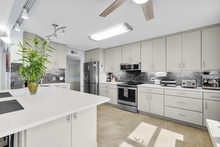 5049 N Highway A1a #1905, Hutchinson Island, FL 34949 - Image #3