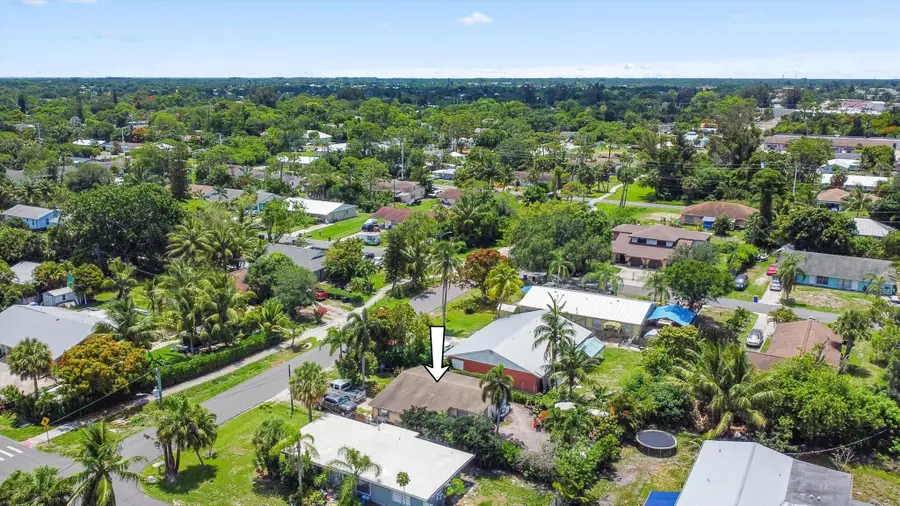 3044 SE Camino Avenue, Stuart, FL 34997 - Image #2