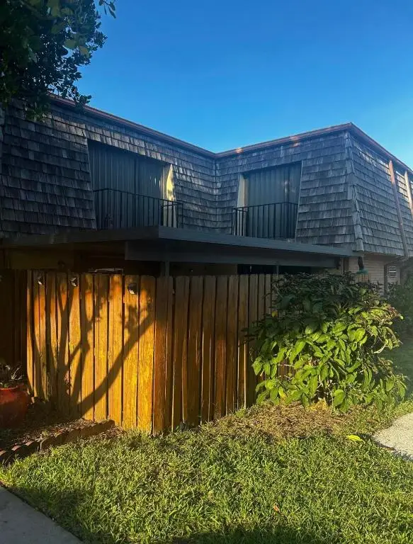 341 Lake Arbor Drive Drive, Palm Springs, FL 33461 - Image #1