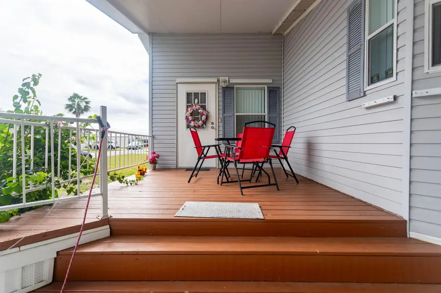 925 Yacht Club Way Nw, Moore Haven, FL 33471 - Image #3