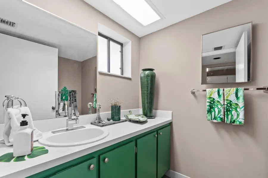 5100 Las Verdes Circle #316, Delray Beach, FL 33484 - Image #3