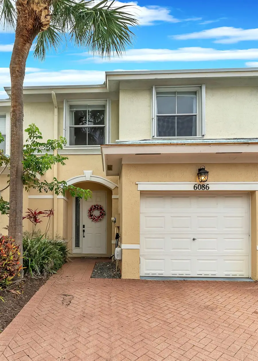 6086 Seminole Gardens Circle, Riviera Beach, FL 33418 - Image #2