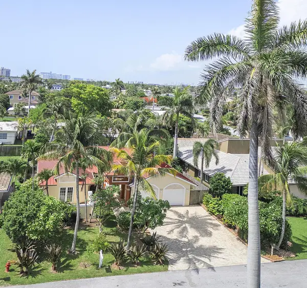 1948 Coco Palm Place, Lauderdale By The Sea, FL 33062