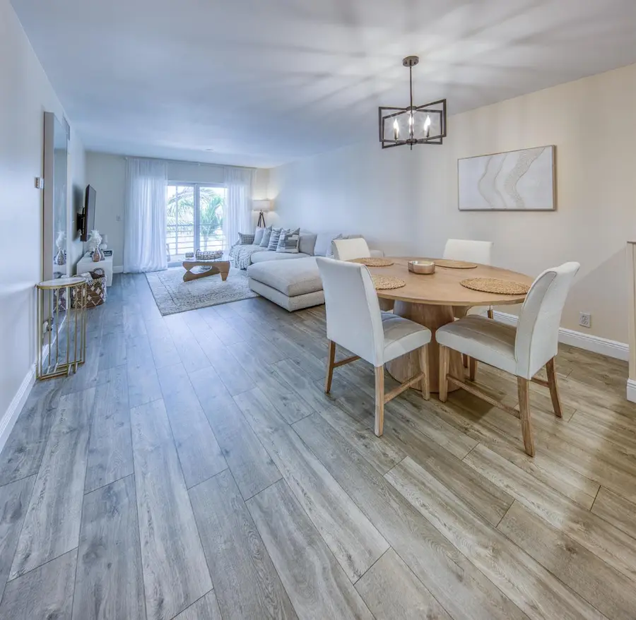 1428 S Lakeside Drive #31, Lake Worth Beach, FL 33460 - Image #2