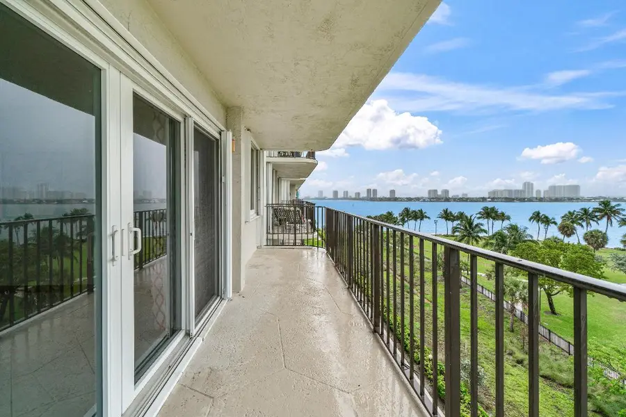 801 Lake Shore Drive #619, Lake Park, FL 33403 - Image #3