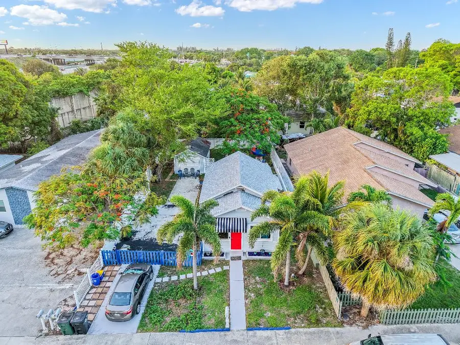 1738 Sunset Avenue, Lake Worth Beach, FL 33460 - Image #3