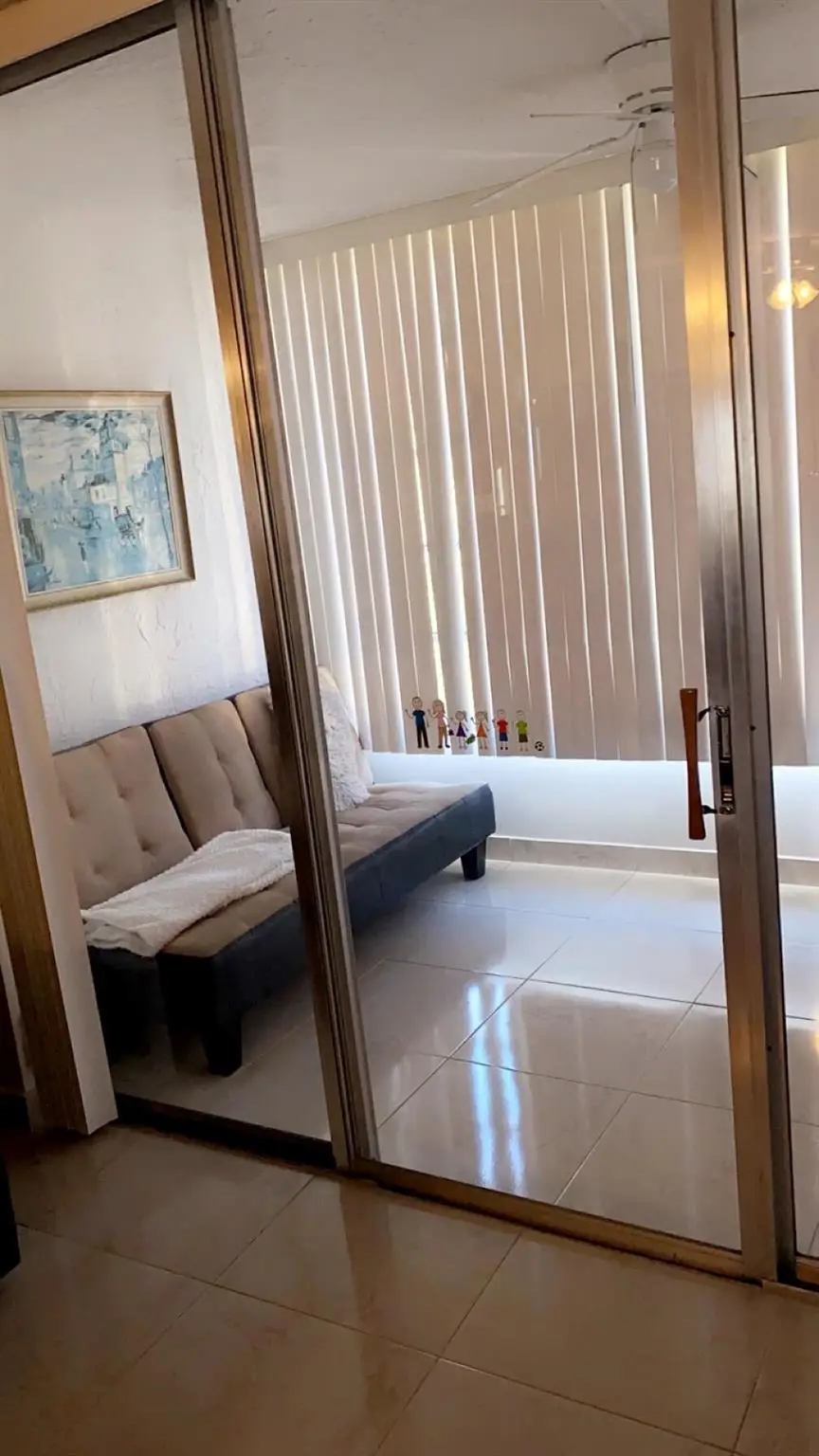 3000 NW 48th Terrace #422, Lauderdale Lakes, FL 33313 - Image #1