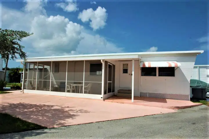 209 Lark Drive #L, Briny Breezes, FL 33435 - Image #1