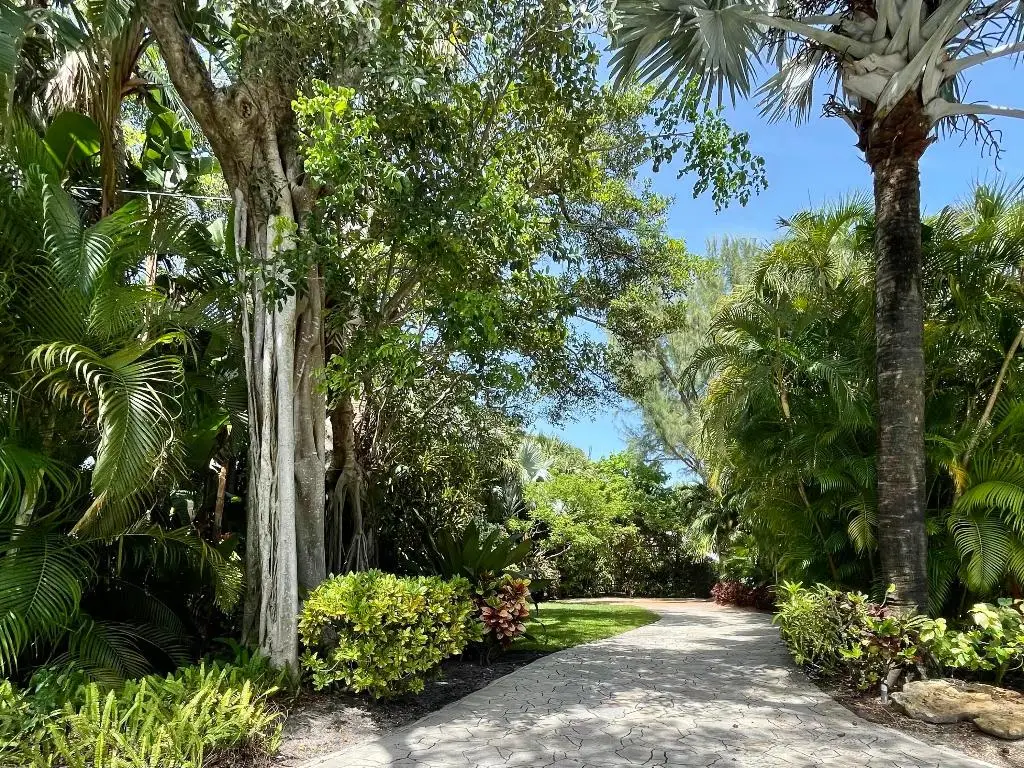 216 SE Atlantic Drive, Lantana, FL 33462 - Image #1