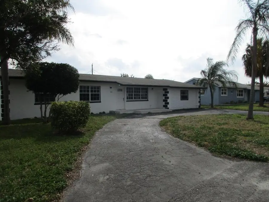 806 Minnesota Street, Lantana, FL 33462 - Image #2