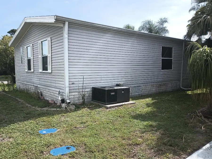 523 Thames Bluff Ridge, Fort Pierce, FL 34982 - #3