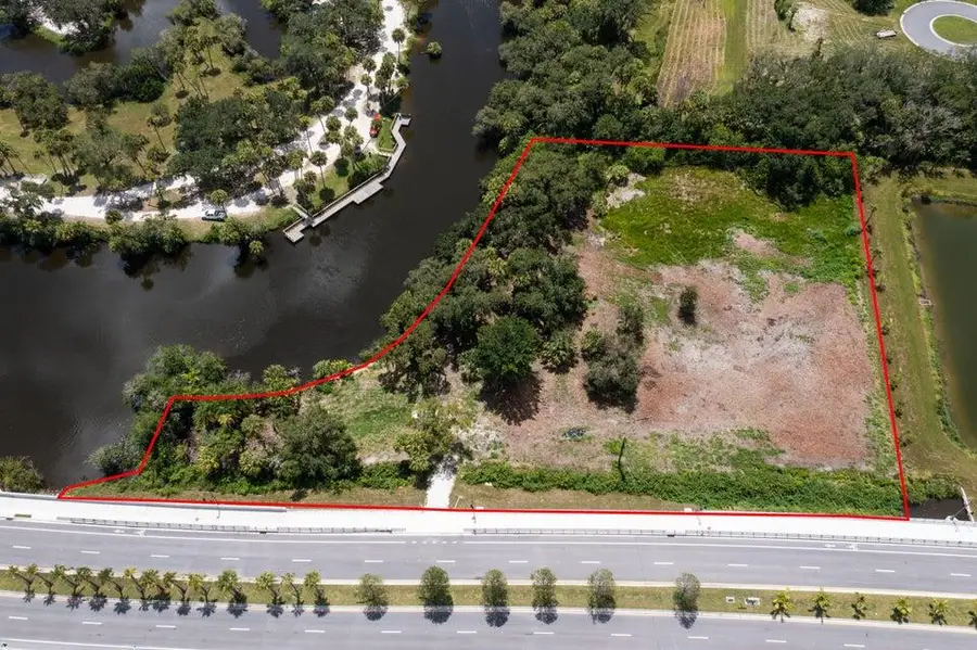 2083 W Midway Road, Fort Pierce, FL 34981 - #2
