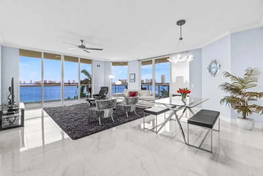 2650 Lake Shore Drive #406, Riviera Beach, FL 33404 - Image #2