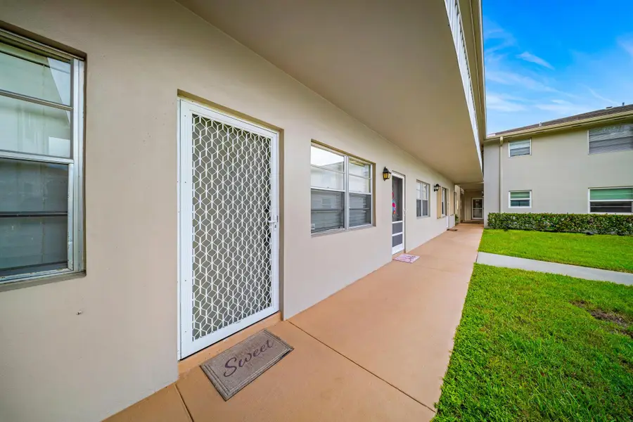 8 Lake Vista Trail #103, Port Saint Lucie, FL 34952 - Image #2