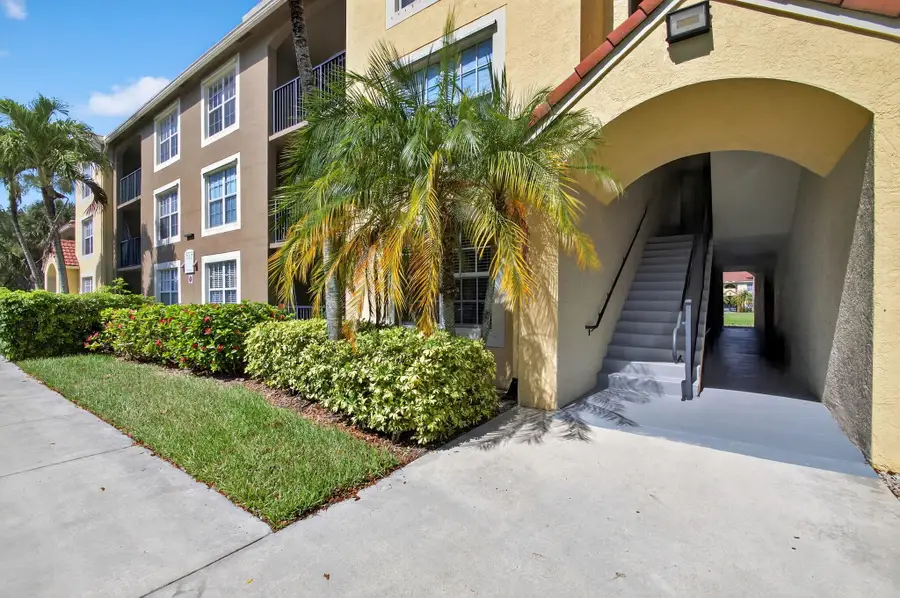 15035 Michelangelo Boulevard #105, Delray Beach, FL 33446 - Image #2