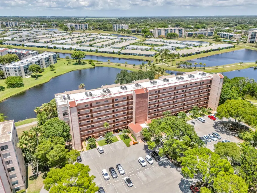 14623 Bonaire Boulevard #203, Delray Beach, FL 33446 - Image #2