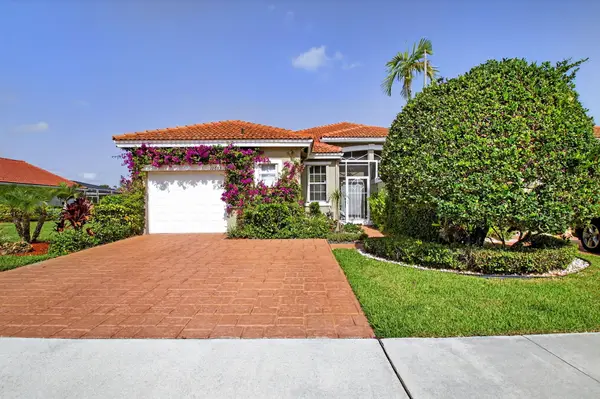 10853 Royal Caribbean Circle, Boynton Beach, FL 33437