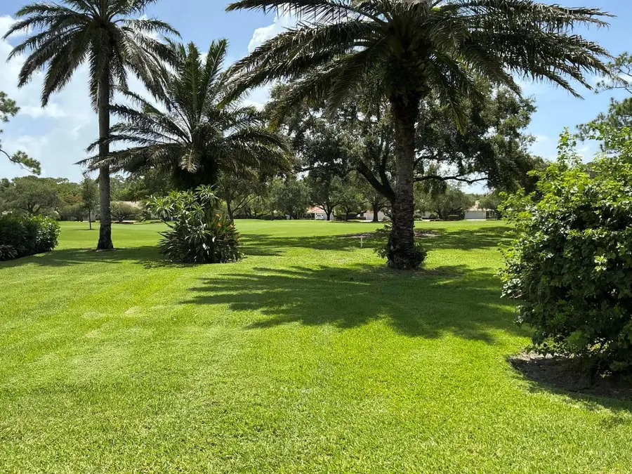 2 Fairway Drive, Boynton Beach, FL 33436 - Image #3