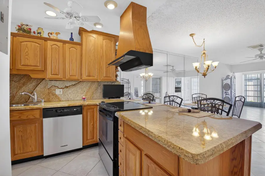 1111 Lemon Tree Terrace #204, Delray Beach, FL 33445 - Image #2