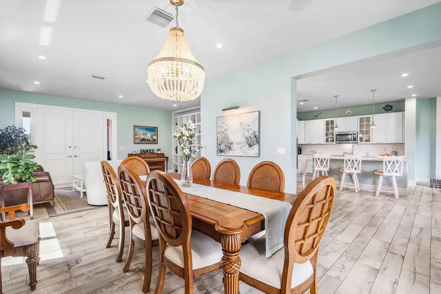 7611 Moonrise Drive, Lake Worth, FL 33467 - Image #2