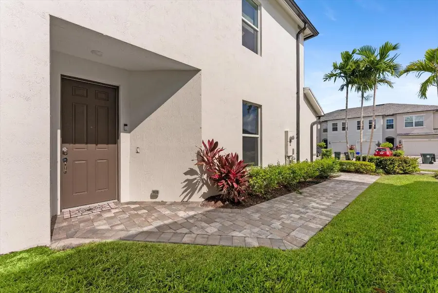 6161 Rancho Lane, West Palm Beach, FL 33415 - Image #3