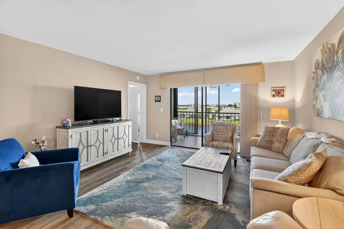 14425 Strathmore Lane #404, Delray Beach, FL 33446 - Image #1