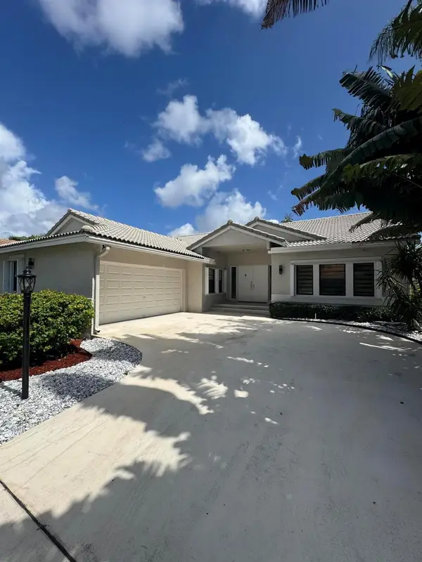 8711 Eagle Run Drive, Boca Raton, FL 33434